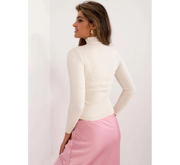 Dámsky krémový sveter s rolákom (1909)
