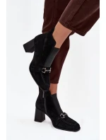 Botki Damskie Z Naturalnego Zamszu Na Słupku Artiker 57C0124 Czarne