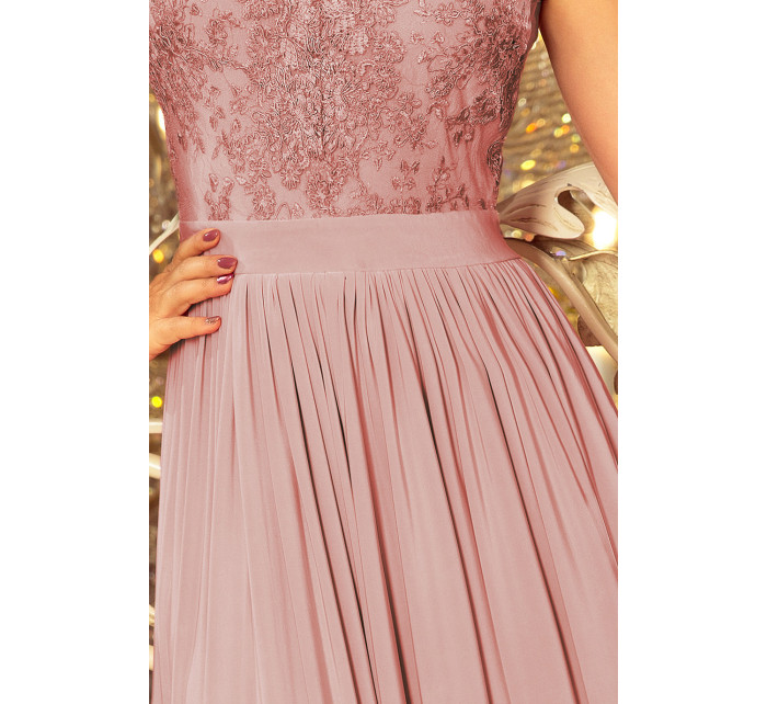 LEA - Dlhé dámske šaty vo farbe taupe bez rukávov, s vyšívaným výstrihom 215-5