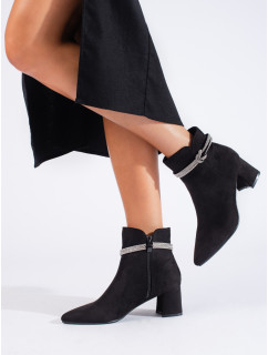 Pohodlné dámske čierne členkové topánky na širokom podpätku