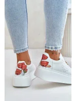 Dámske kožené tenisky na platforme s brošňou a ozdobným kvetom White Dámske kožené tenisky na platforme s brošňou a ozdobným kvetom White