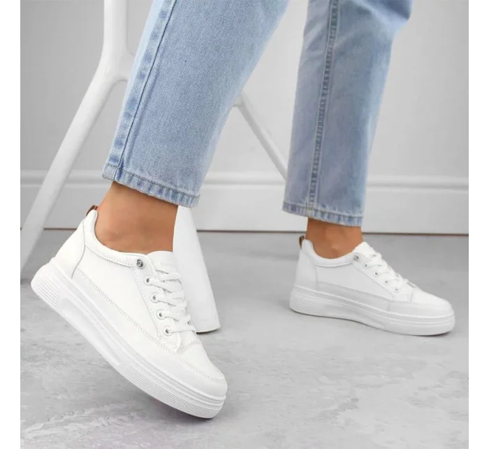 Dámska športová obuv JAN312 White - Vinceza