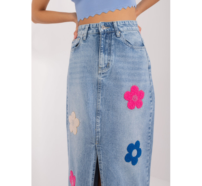Modrá midi džínsová sukňa s kvetmi