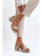 model 21647980 Dámské kožené sandály na podpatku Beige - Zazoo