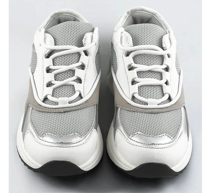 Bielo-šedé šnurovacie sneakersy s farebnými vsadkami (6346)