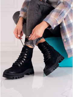 Klasické dámske čierne členkové topánky na plochom podpätku