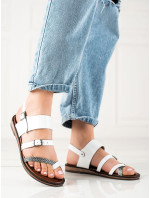 Moderné biele sandále dámske bez podpätku