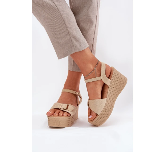 Dámské Sandály Na Klínu S Přezkou Khaki model 21696170 - Boto Dámské Sandály Na Klínu S Přezkou Khaki model 21696170 - Boto