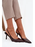 Lodičky s ihlovým podpätkom model 221166 Krok vo veľkom štýle