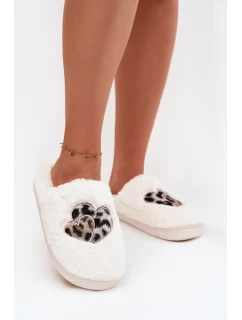 Kožešinové pantofle se srdci bílé Amandra