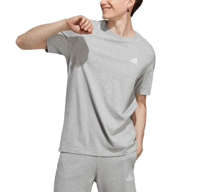 Tričko adidas Essentials Single Jersey s vyšitým malým logom M IC9288 Tričko adidas Essentials Single Jersey s vyšitým malým logom M IC9288