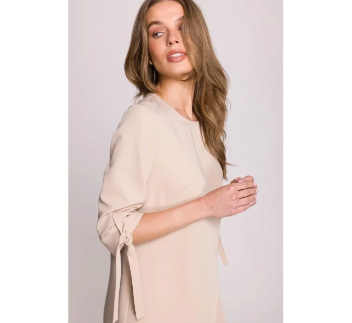 Šaty áčkového střihu s rukávy béžové model 20966050 - STYLOVE Šaty áčkového střihu s rukávy béžové model 20966050 - STYLOVE