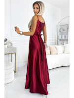 JULIET - Elegantné dlhé dámske saténové šaty vo vínovej farbe s výstrihom a rozparkom na nohách 512-6