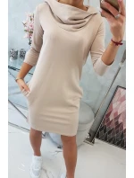 Šaty s kapucňou a vreckami béžovej