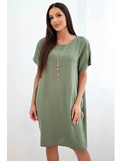 Šaty s vreckami a príveskom IT-34 khaki – Kesi