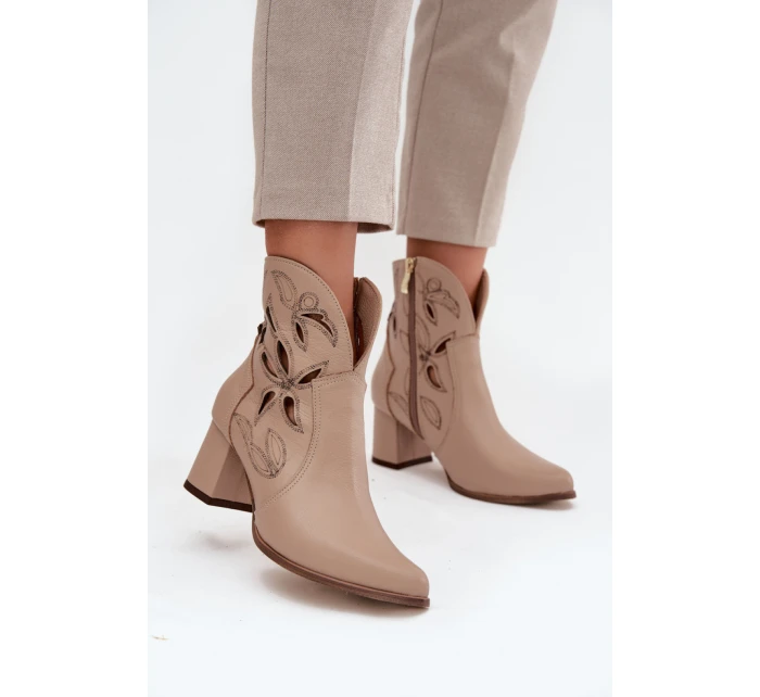 Topánky na podpätku model 219129 Step in style