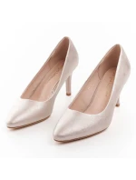 Sergio Leone W 1336 zlaté podpätky