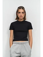 SOL'S dámský crop top deep black model 22464090 SOL'S dámský crop top deep black model 22464090