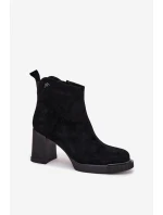 Semišové kožené dámské boty na podpatku model 21710339 Černé - VINCEZA