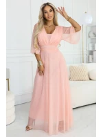 654-4 Dlhé trblietavé šaty nadmernej veľkosti s výstrihom a priehľadnými rukávmi - broskyňové