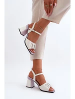 Eleganckie Sandały Na Słupku Z Ozdobą Białe D&A MR38-156