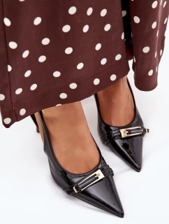 Dámske lakované lodičky na ihlovom podpätku so zlatou prackou Vivae - čierne