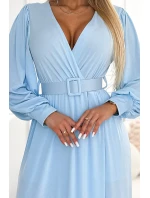 Dlouhé dámské šaty v barvě se širokým opaskem a výstřihem model 22285994 - numoco basic Dlouhé dámské šaty v barvě se širokým opaskem a výstřihem model 22285994 - numoco basic