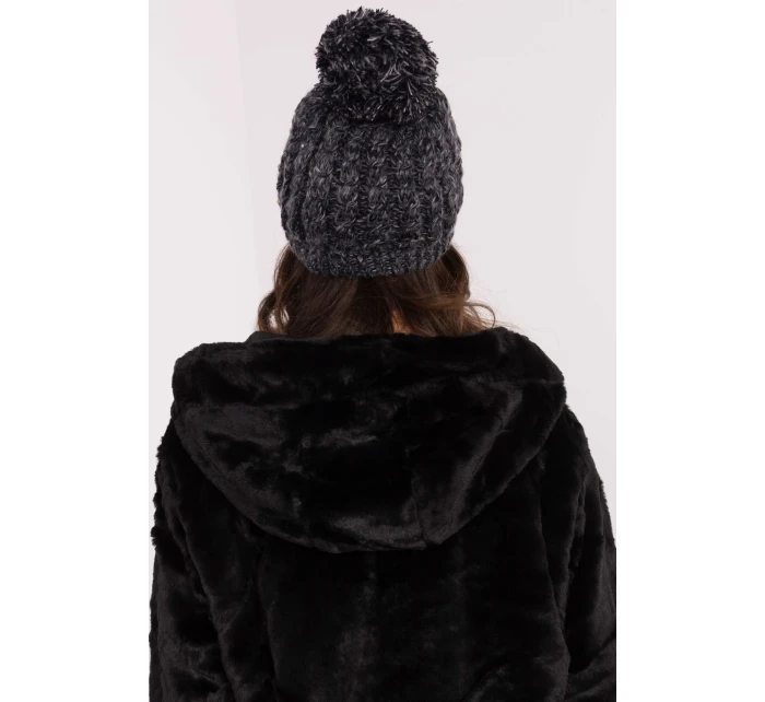 Model uzáveru 203843 AT