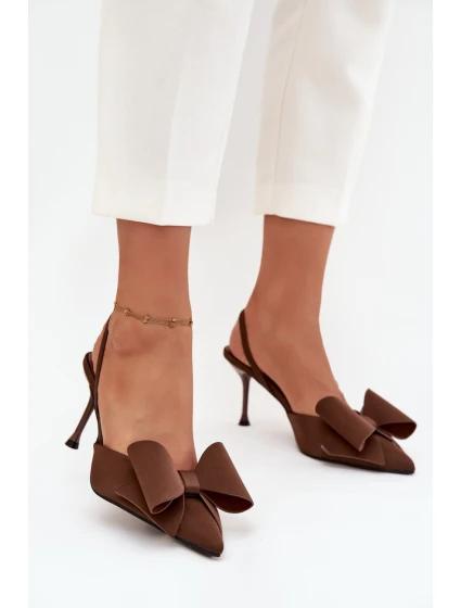 Lodičky s ihlovým podpätkom model 219822 Krok vo veľkom štýle