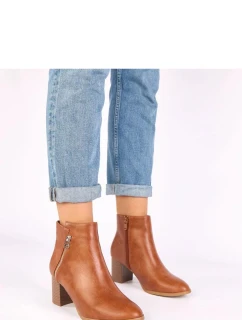 Topánky na podpätku model 221635 Solea