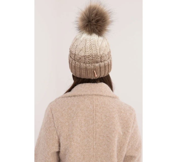 Cap model 201411 Rue Paris