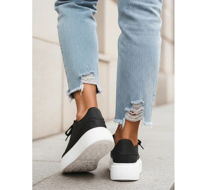 Dámske čierne tenisky FashionStreet ZY1371