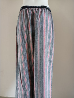 Pánske nohavice U5010 čierno-šedo-lososové - Calvin Klein