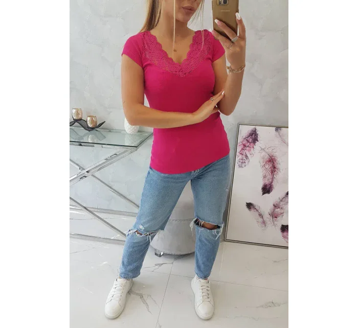 Blúzka s čipkovým výstrihom fuchsiová