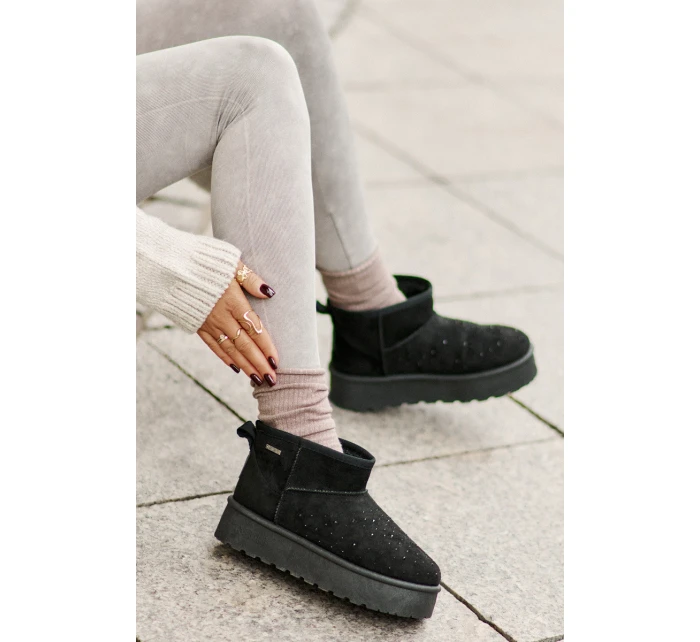 Sněhule se zdobením na platformě Big Star model 21676183 černé - Big Star Shoes Sněhule se zdobením na platformě Big Star model 21676183 černé - Big Star Shoes