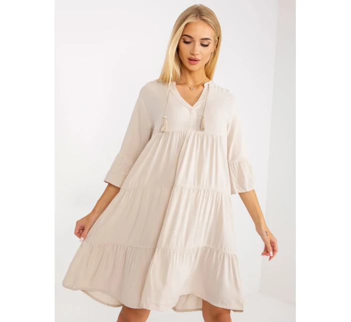 Šaty model 17408037 světle béžové - FPrice Šaty model 17408037 světle béžové - FPrice