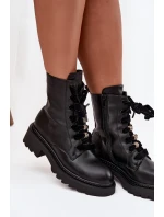 Zateplené dámské kotníkové boty s ozdobným šněrováním černé model 21715077 - Boto Zateplené dámské kotníkové boty s ozdobným šněrováním černé model 21715077 - Boto