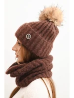 Dámská čepice s kapucí a pleteným vzorem bílá Dámská čepice s kapucí a pleteným vzorem bílá