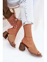Dámske semišové kožené papuče na podpätku Zazoo 40519 dark beige