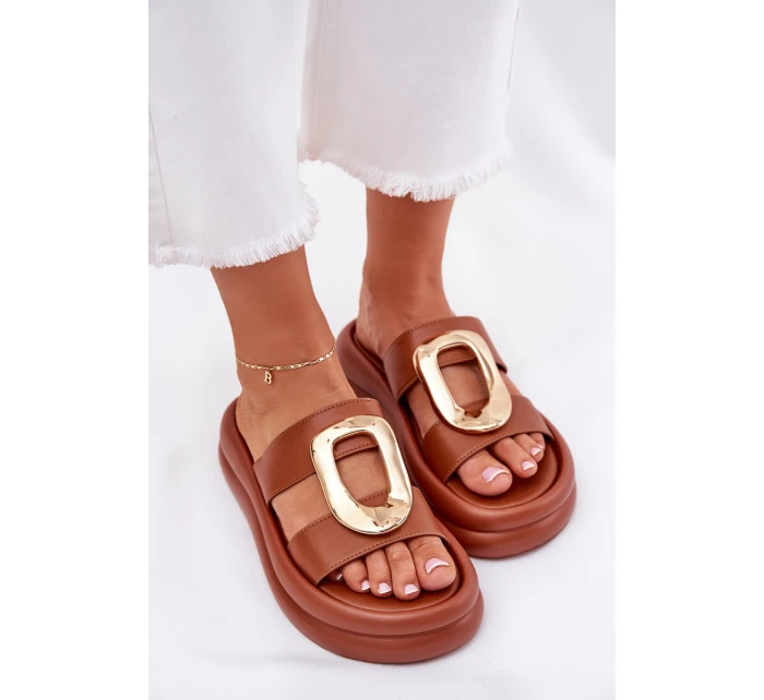 Dámské sandály na platformě se zlatým detailem Camel model 21687279 - Boto Dámské sandály na platformě se zlatým detailem Camel model 21687279 - Boto