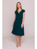 S411 Šaty bez rukávov s volánovým výstrihom - zelené S411 Šaty bez rukávov s volánovým výstrihom - zelené