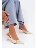 Dámské sandály na podpatku s pásky a sponou Béžové model 22027829 - Boto