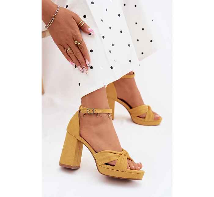 Dámské sandály na podpatku z imitace semiše Žluté Rosetta