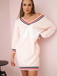 Šaty s výstrihom Paris powder pink