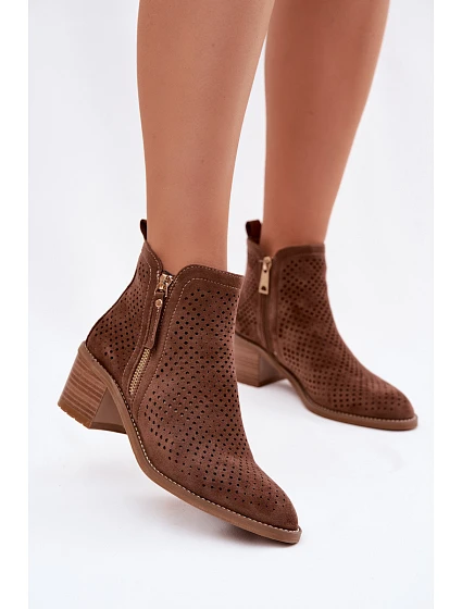 Dámské perforované kotníkové boty model 22100109 Hnědé - VINCEZA