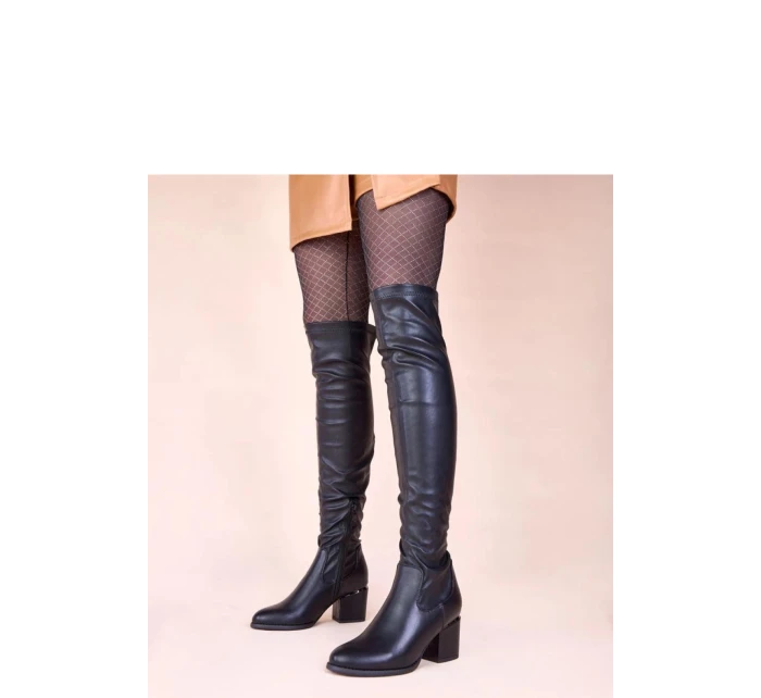 Topánky na podpätku model 221012 Solea