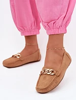 Dámske mokasíny so zlatou retiazkou a imitáciou semišu Camel Amaretto