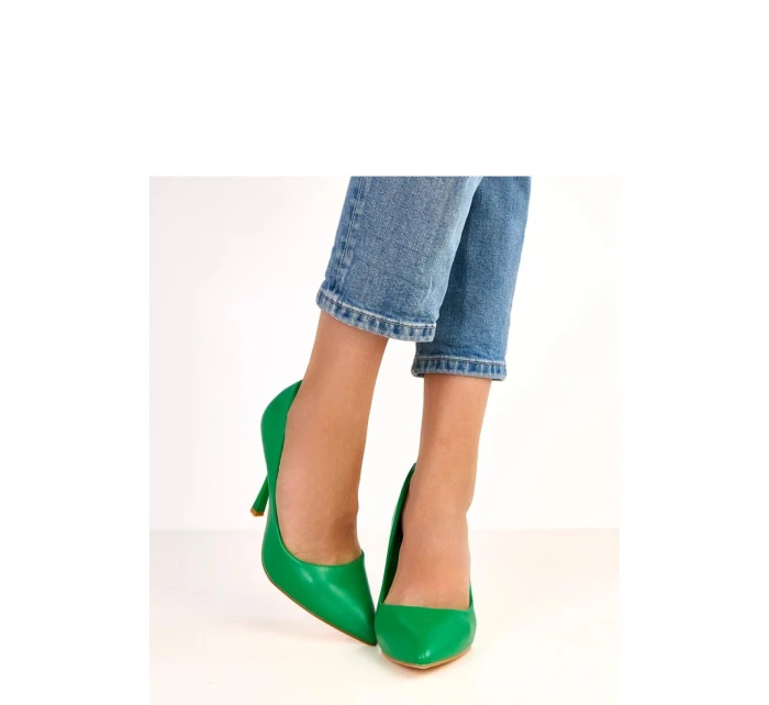 Lodičky na podpätku model 220597 Solea Lodičky na podpätku model 220597 Solea