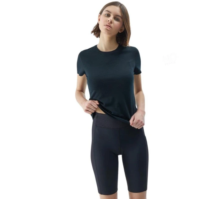 Šortky W model 20199037 21S dámské - 4F Šortky W model 20199037 21S dámské - 4F