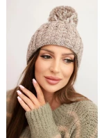 Dámska zimná čiapka s bambulou z vlny K424 tmavo béžová Dámska zimná čiapka s bambulou z vlny K424 tmavo béžová